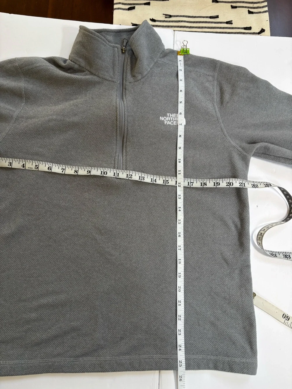 The North Face Textured Cap Rock 1/4 Zip Mid Layer Gray Men’s Large
